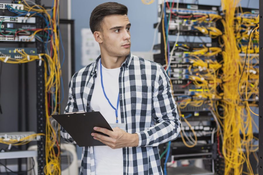 young-engineer-server-room young-engineer-server-room